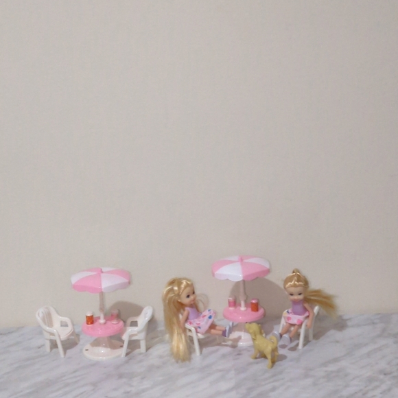 Barbies  doll - Picture 3 of 9